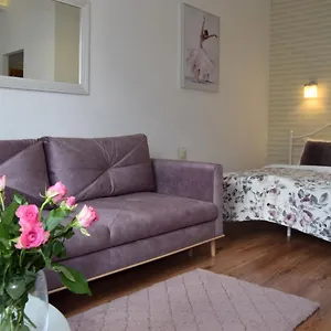  Apartament Be My Guest - Krucza Elegant - Rondo De Gaulle'a Center Of Metro Wi-fi Breakfast