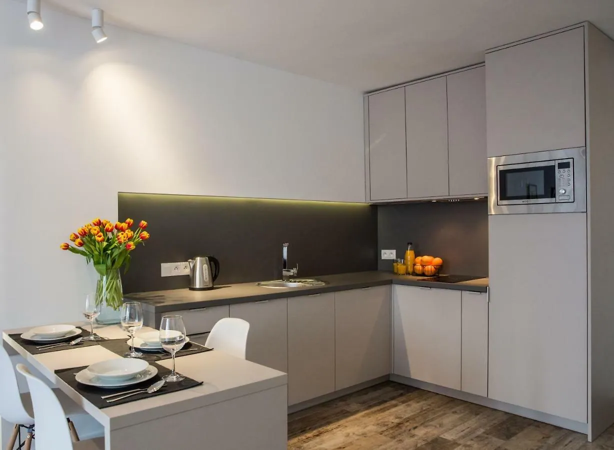 WarsawSkyline Apartments - Żelazna City Center Warszawa
